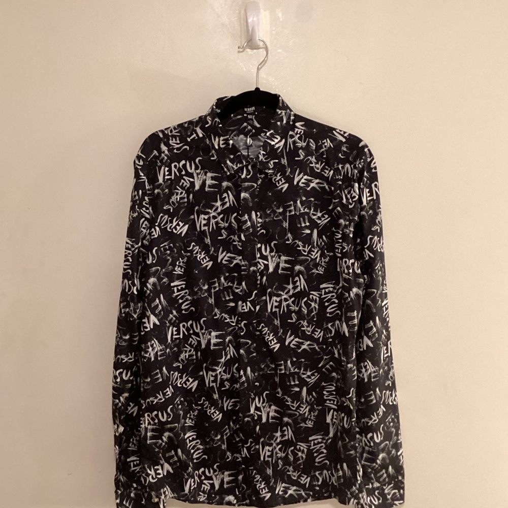 Versus Versace Blackshirt Versace Allover logo Print